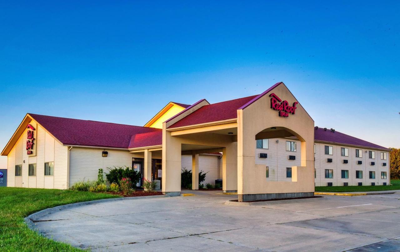 RED ROOF INN HOLTON 2⋆ ::: HOLTON, KS ::: COMPARE HOTEL RATES